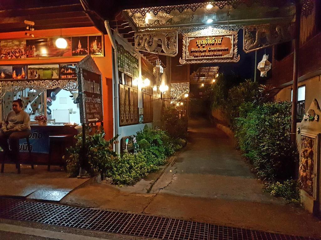 Boondee House Hotel Mae Hong Son Bagian luar foto