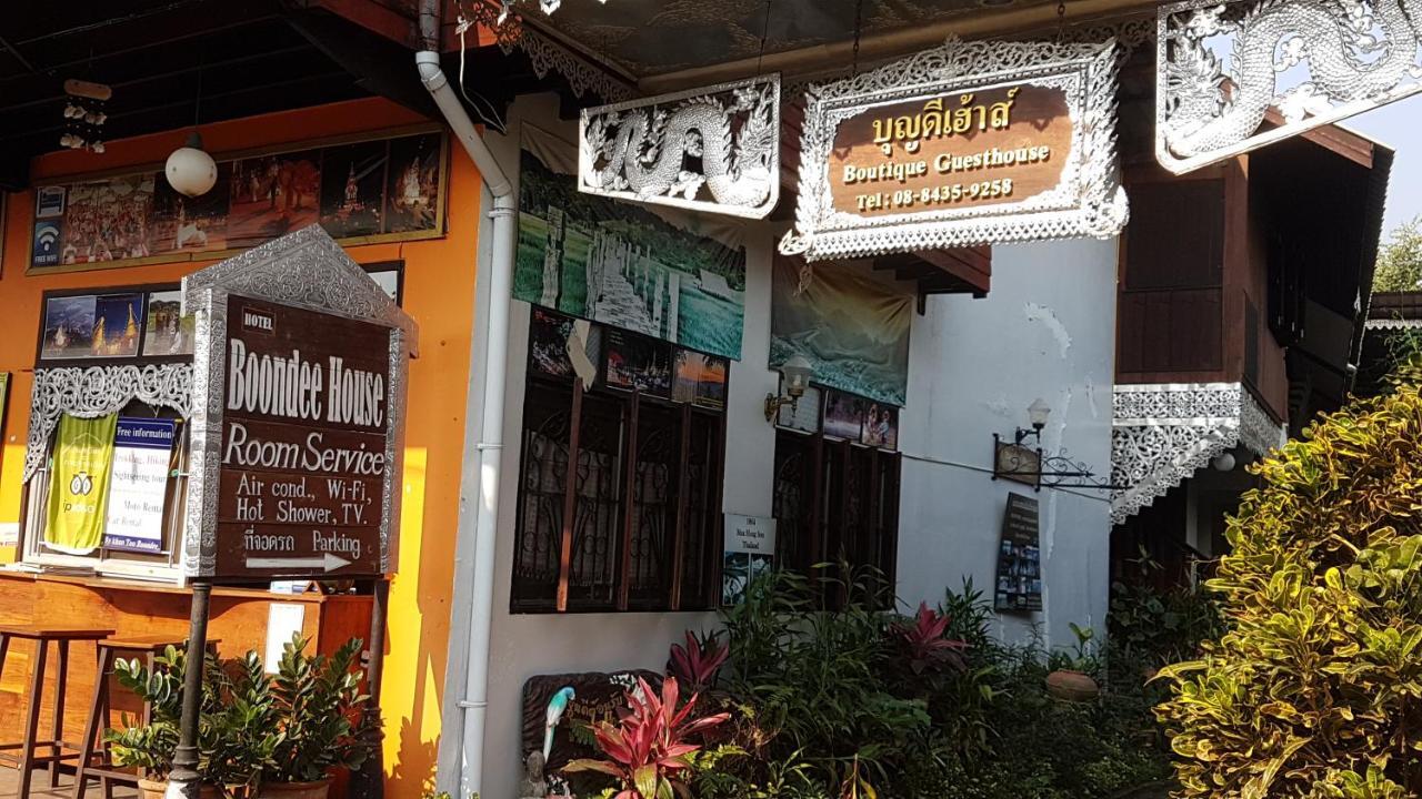 Boondee House Hotel Mae Hong Son Bagian luar foto