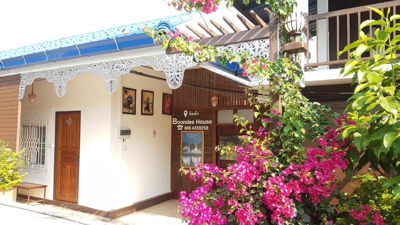Boondee House Hotel Mae Hong Son Bagian luar foto