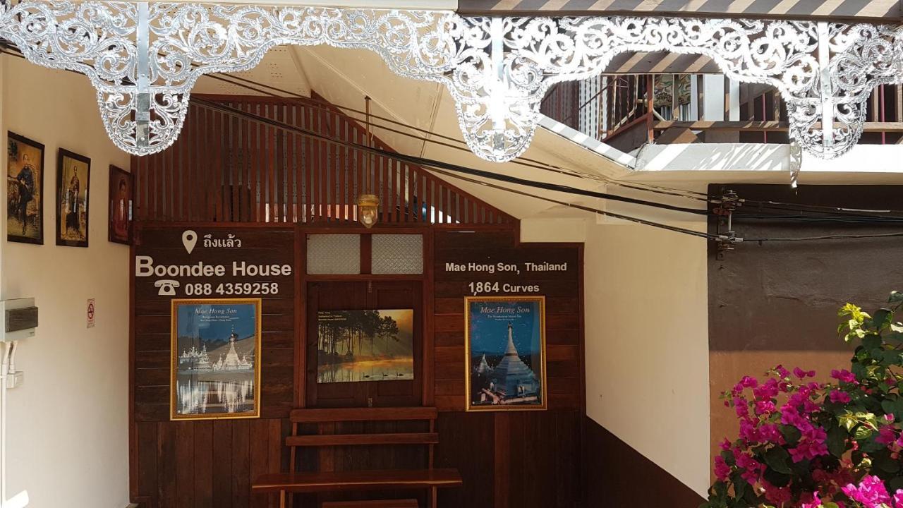 Boondee House Hotel Mae Hong Son Bagian luar foto