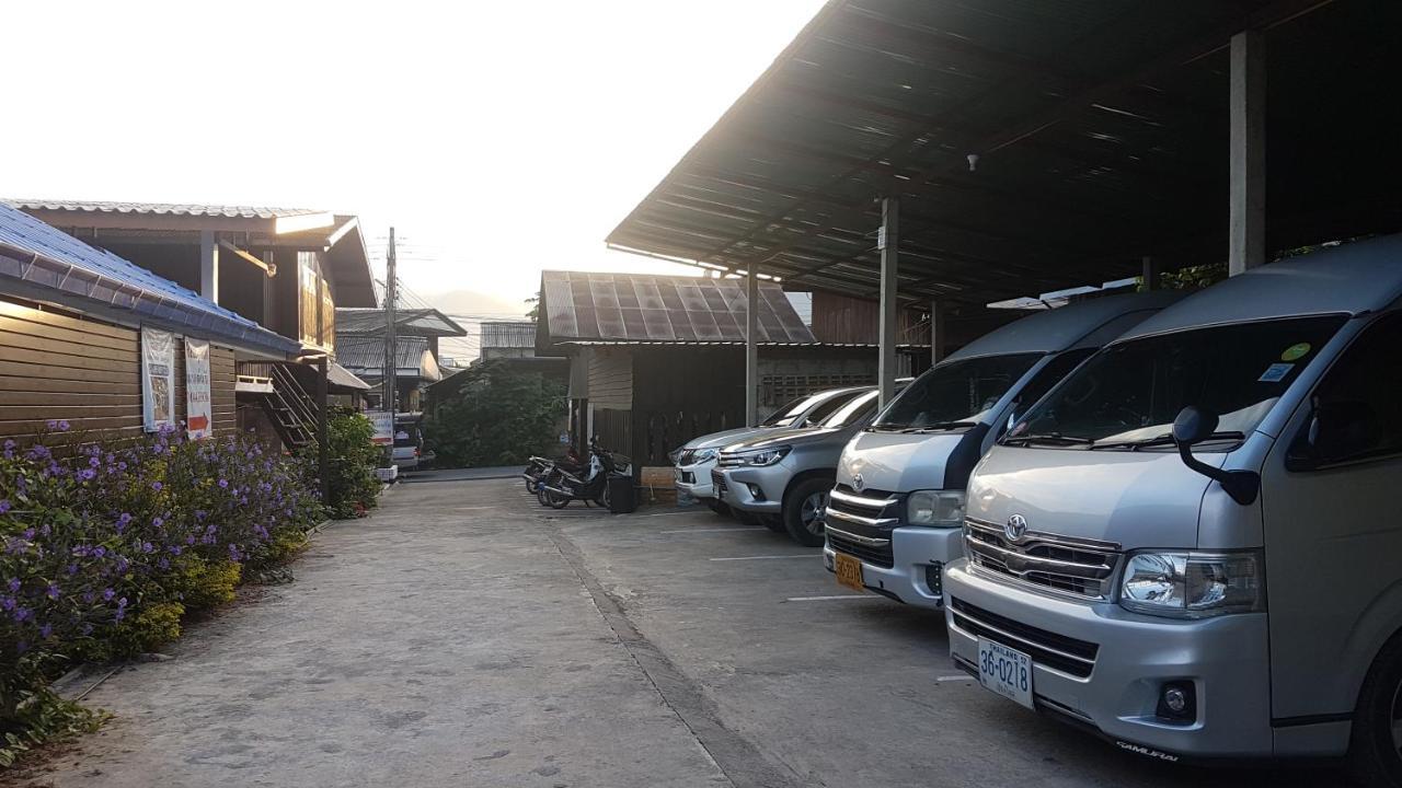 Boondee House Hotel Mae Hong Son Bagian luar foto