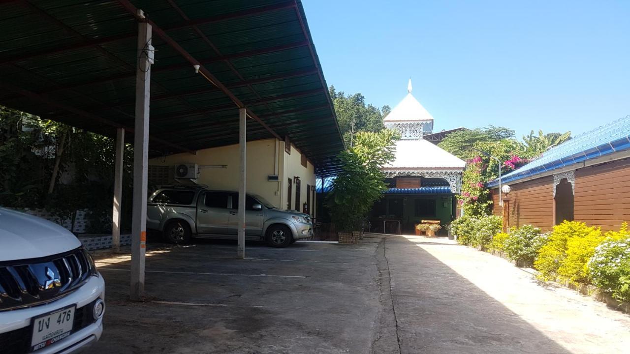 Boondee House Hotel Mae Hong Son Bagian luar foto