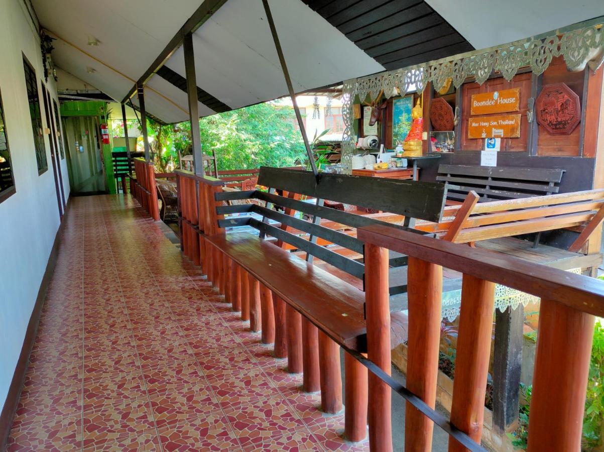 Boondee House Hotel Mae Hong Son Bagian luar foto