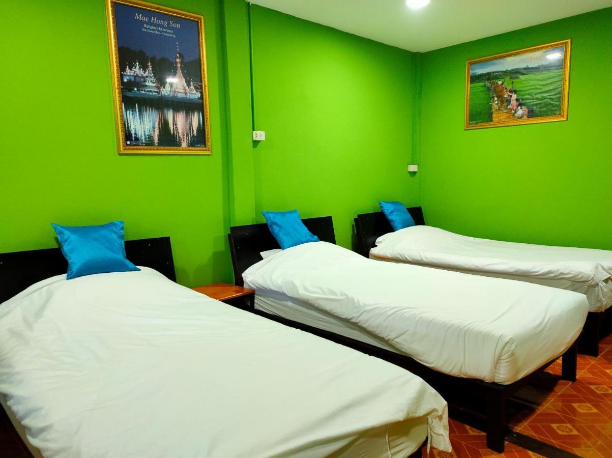 Boondee House Hotel Mae Hong Son Bagian luar foto