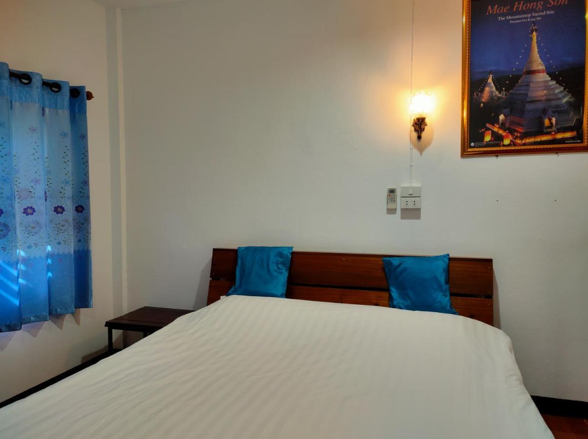 Boondee House Hotel Mae Hong Son Bagian luar foto